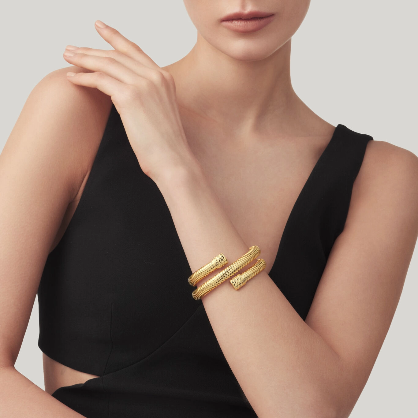 Bracciale Tubogas Croco Doppio Oro indossato