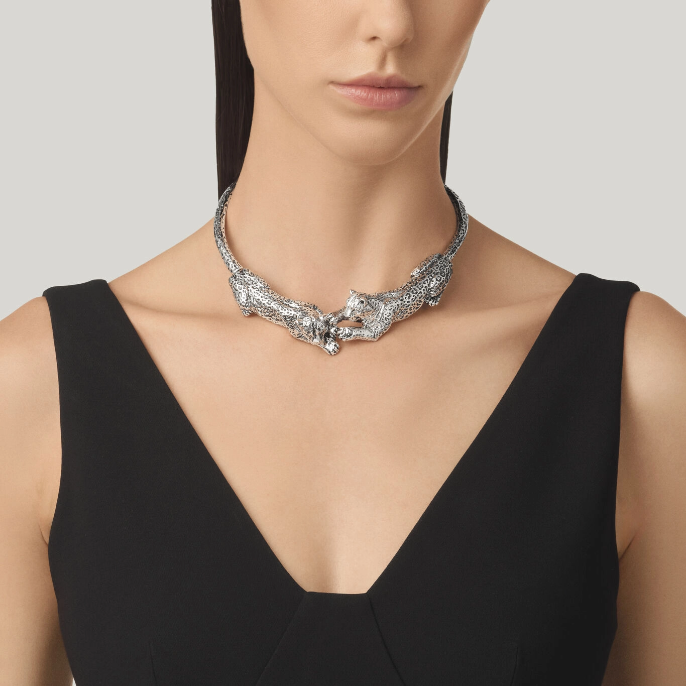 Collana Leopardi indossata
